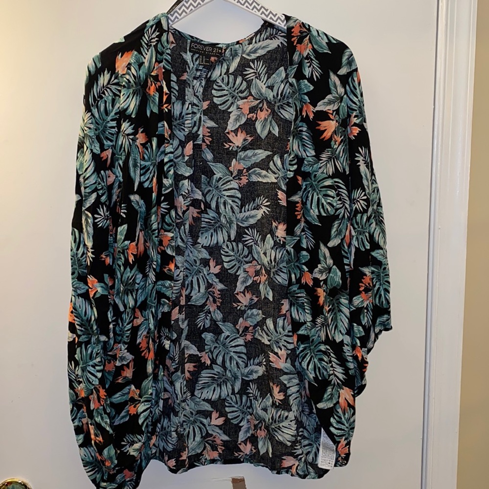Tropical themed shall/outerwear